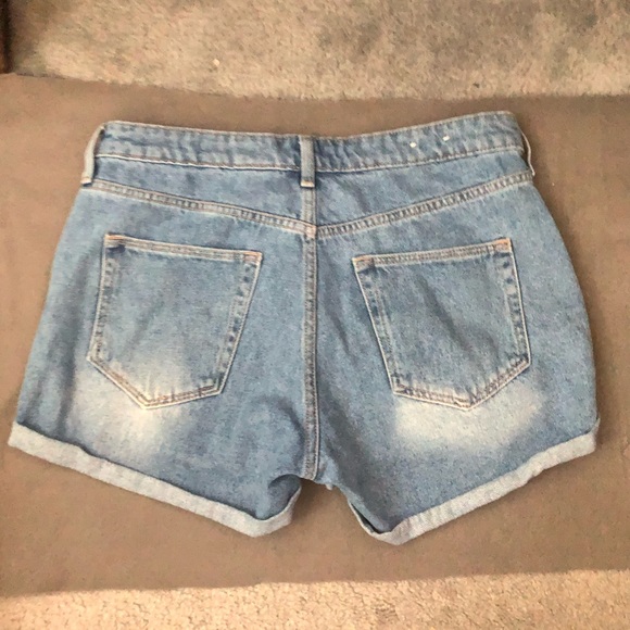 H&M Denim Jean Shorts - Picture 2 of 4
